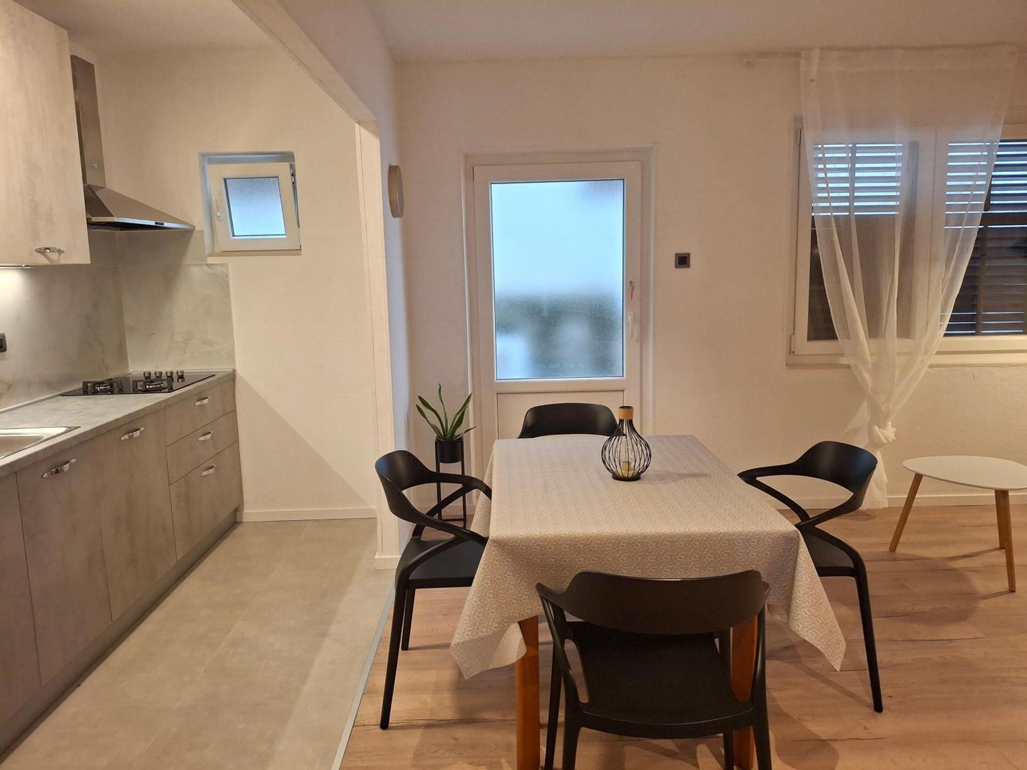 Apartamento Nina Seaview Baška Voda Exterior foto